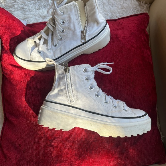 Converse White Platform High-Tops - Picture 2 of 8